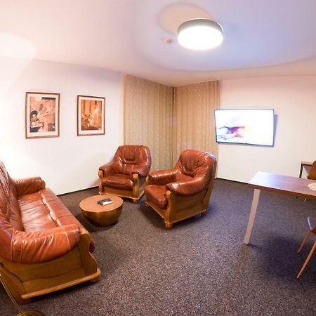 Villa Centrum Apartmany S Ranajkami A Saunou Martin Ngoại thất bức ảnh